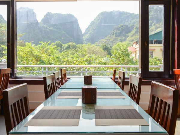 www.funnytravel.vn
