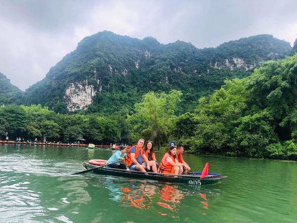 www.funnytravel.vn