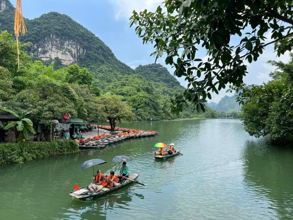 www.funnytravel.vn