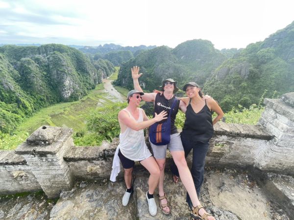 www.funnytravel.vn